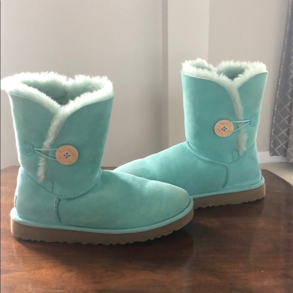 COPY - COPY - Ugg boots